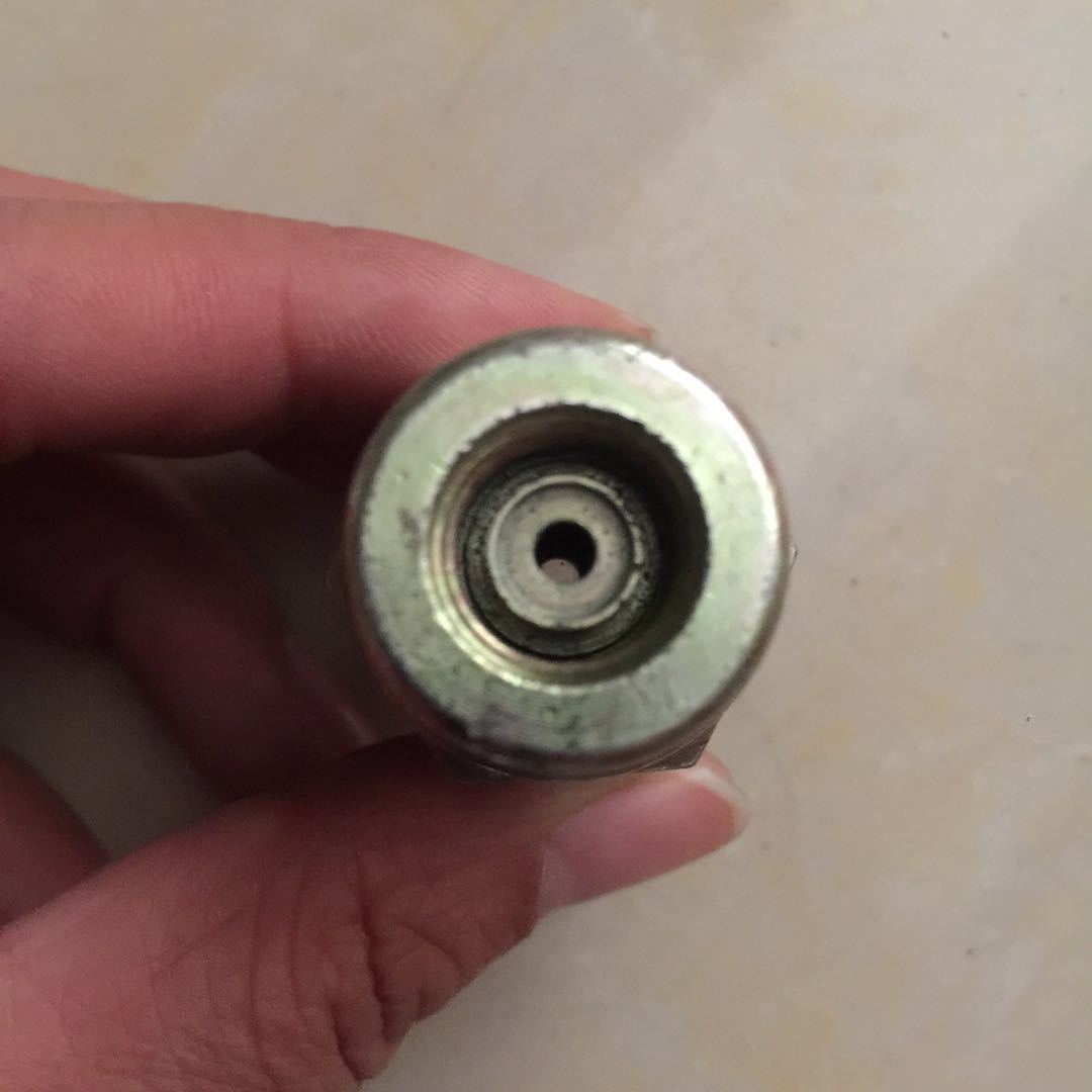 WG9100710004气压信号灯开关2