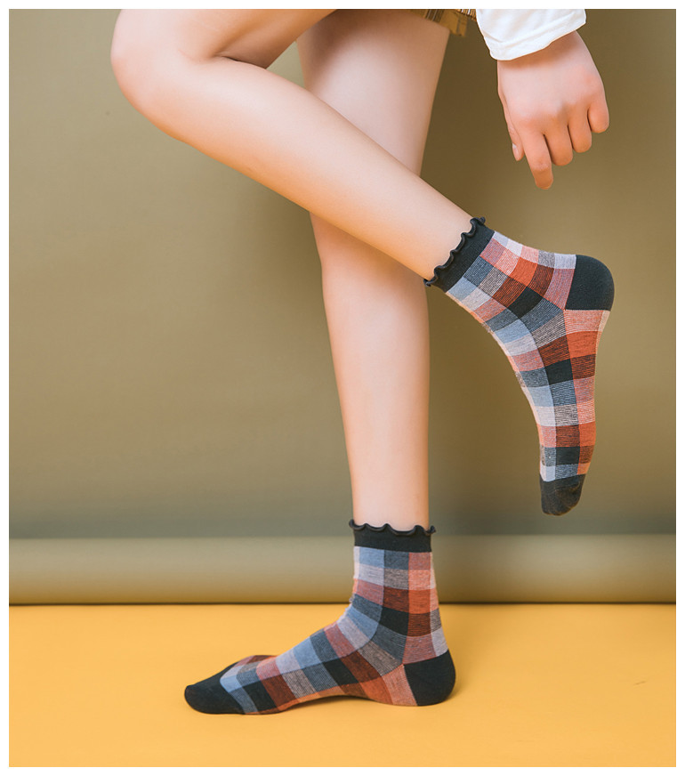 Spring And Summer New Women's Socks Cotton Korean Plaid Wood Ears Medium Tube Socks British Style Checkered Women Wholesale Nihaojewelry display picture 12