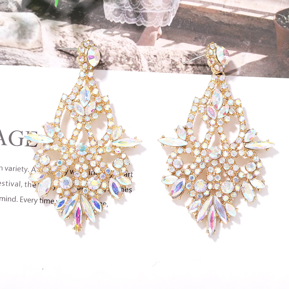 Fashion Full Diamond Acrylic Earrings Luxury Irregular Geometric Wild Earrings display picture 4