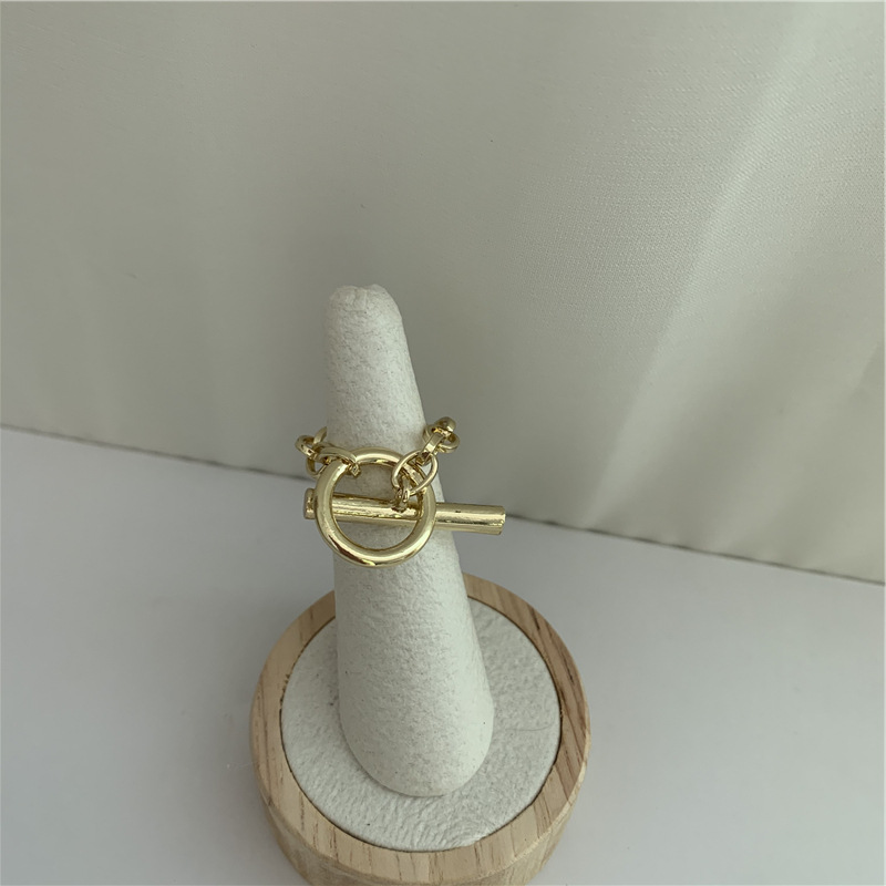 Simple Golden Buckle Ring display picture 6