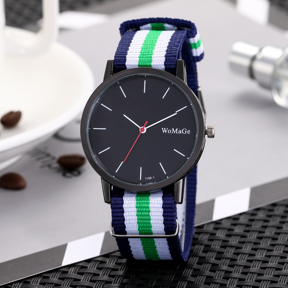 Simple Color Braided Belt Black Shell Large Dial Men's And Women's Watches Wholesale display picture 10