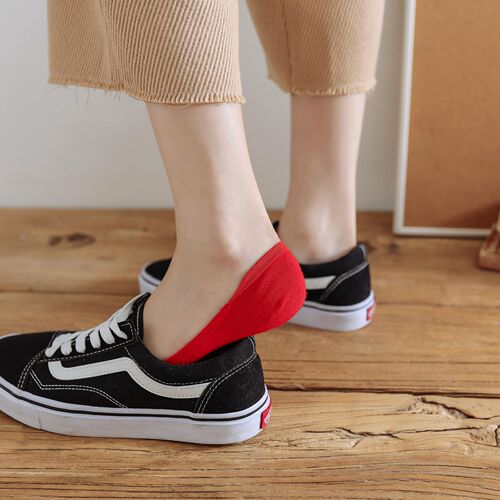 Red Invisibility Socks for Both Men and Women - Pure Cotton Low-Cut Socks with Silicone for Personalized Red Socks in the Year of the Born Star