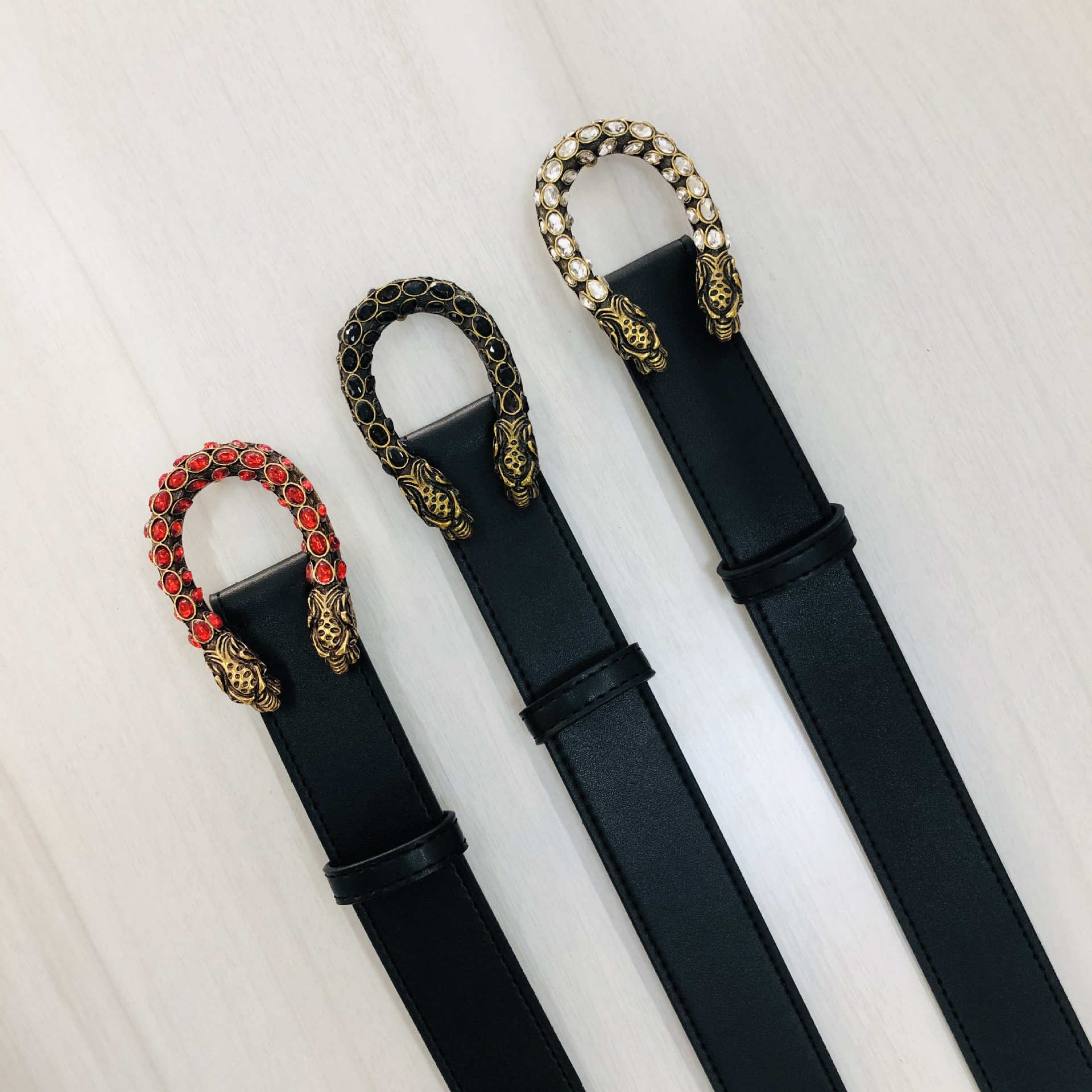 厂家直销女士二层牛皮皮带虎头酒神水钻平滑扣扣牛皮腰带女装腰带