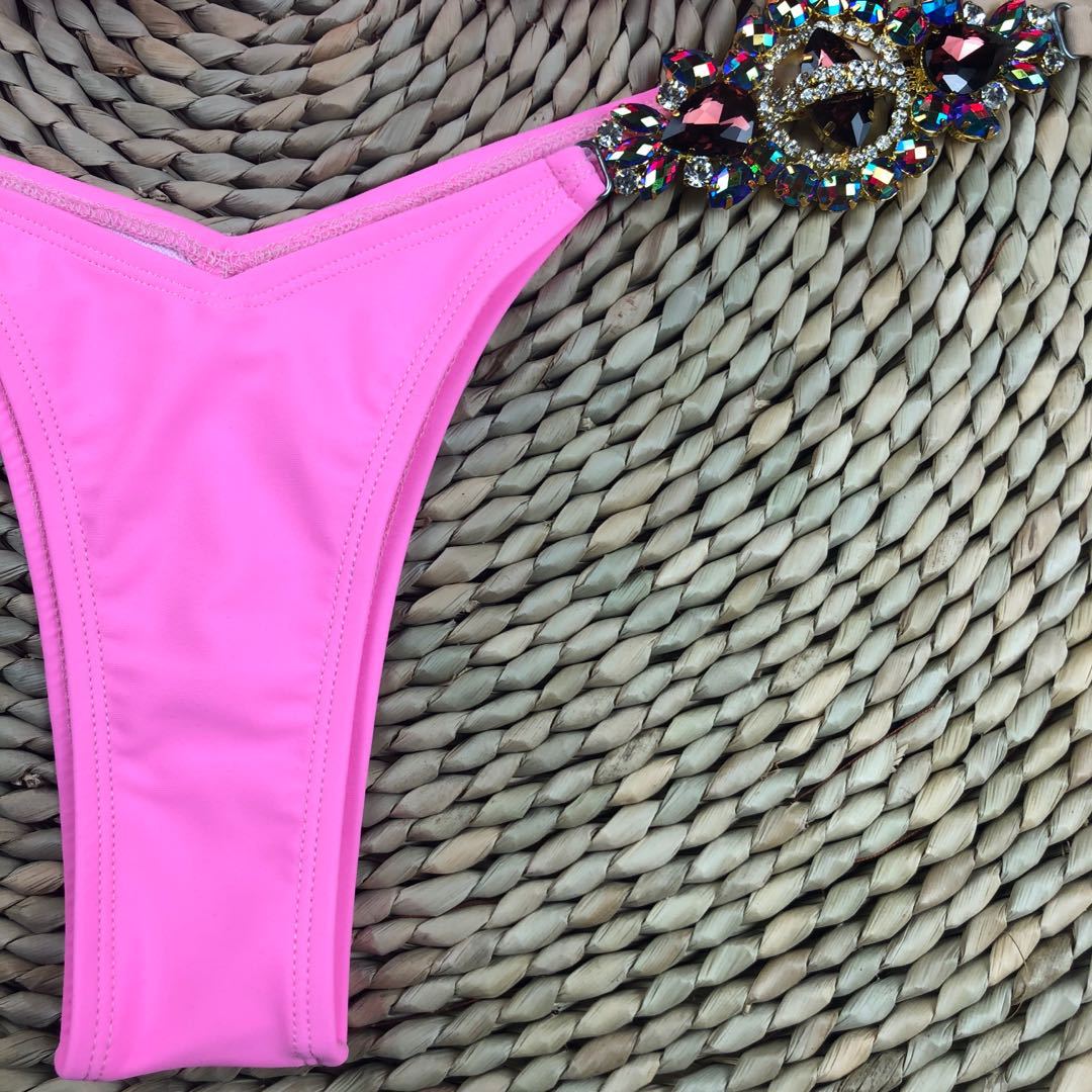 Bikini fruncido con decoración de diamantes NSZO19873