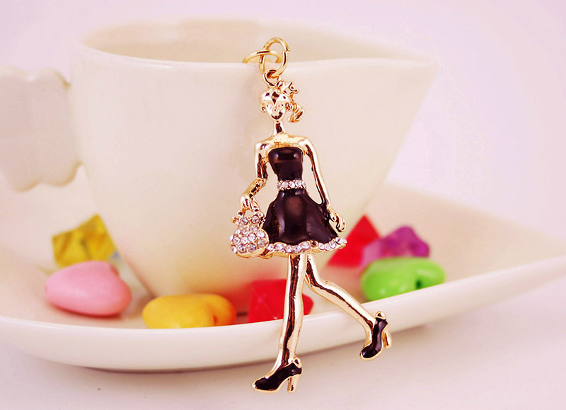 28g Weight Alloy, Metal Material Doll Pattern Unisex Gender Purple, Red, Black Color Little Girl Pendant Keychain 7