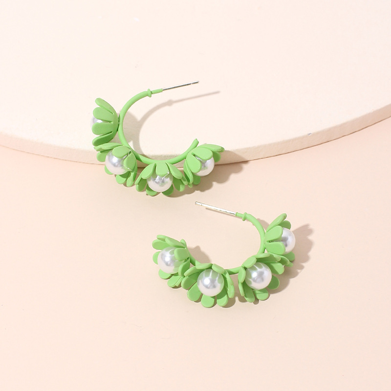8g Weight Earrings Classification Wedding, Travel Occasion Flower Pattern Women'S Gender Rose Red, Purple, Green, Yellow Color Hot Sale Korea Candy Color Cute Flower Earrings C-shaped Wreath Childlike Pearl Earrings Wholesale Nihaojewelry 4