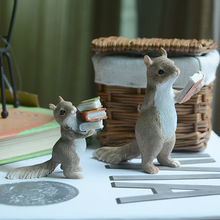 可爱松鼠小摆件家居创意树脂装饰品办公室精致礼物送男女生教师节