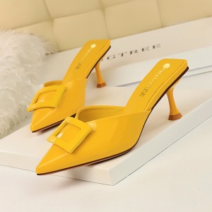 Han edition high fashion contracted with paint V 3126 shallow mouth pointed pure color belt buckle daily joker women sli