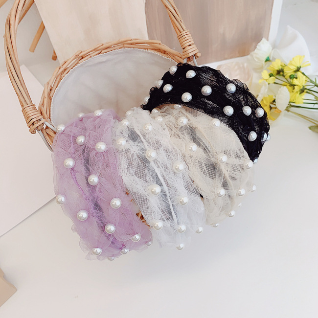 Korean Pearl Wide-brimmed Fold Headband Fashion New Release Hair Bundle Wholesale Nihaojewelry display picture 1