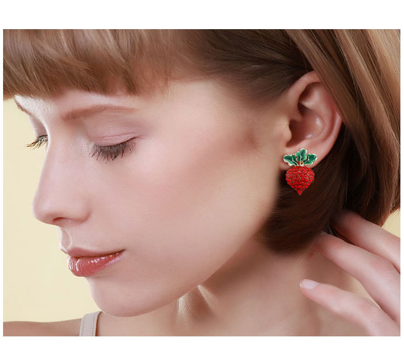 镶钻可爱萝卜耳环详情_05.jpg
