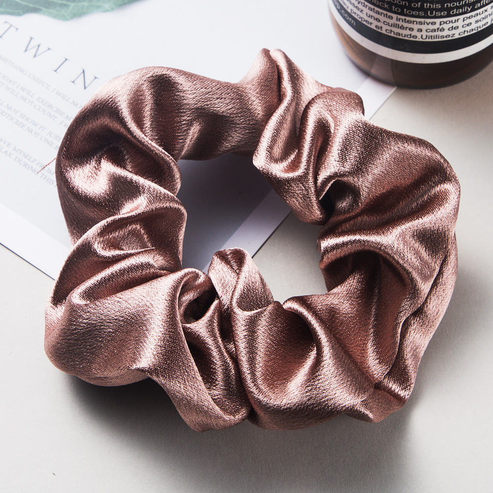 Korean Simple Fashion Satin Fabric Hair Ring Elastic Head Rope Solid Color Cheap Hair Ring Wholesale display picture 5
