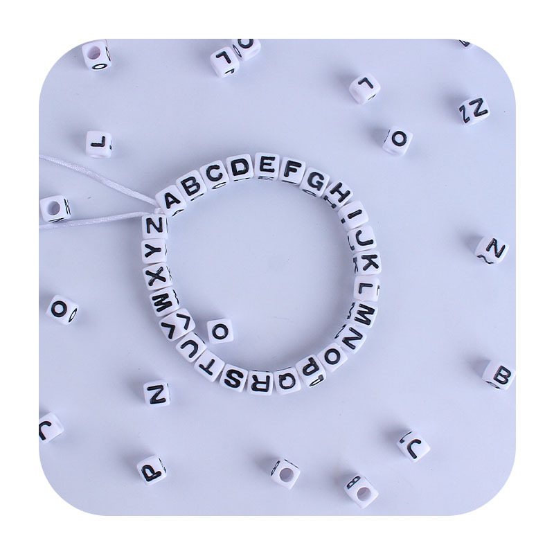 7mm plástico 26 inglés letras DIY creativo bebé nombre personalizado chupete cadena pulsera Accesorios