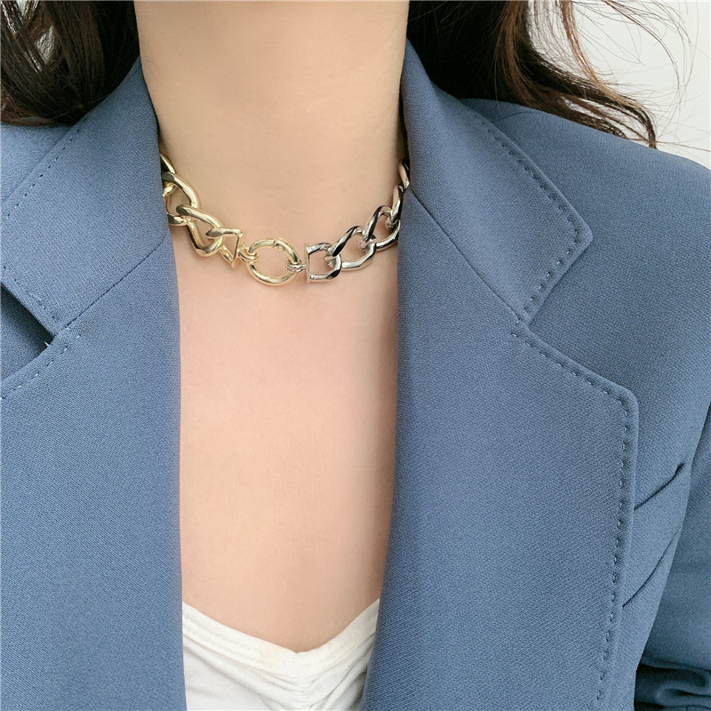 Fashion Exaggerated Gold And Silver Double Color Wide Chain Clavicle Chain Simple Thick Chain Short Necklace For Women display picture 1