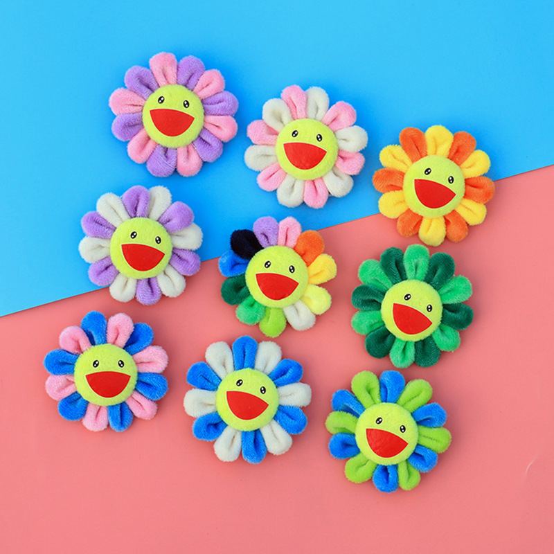 Cartoon Style Flower Flannel Flowers Unisex Brooches display picture 3