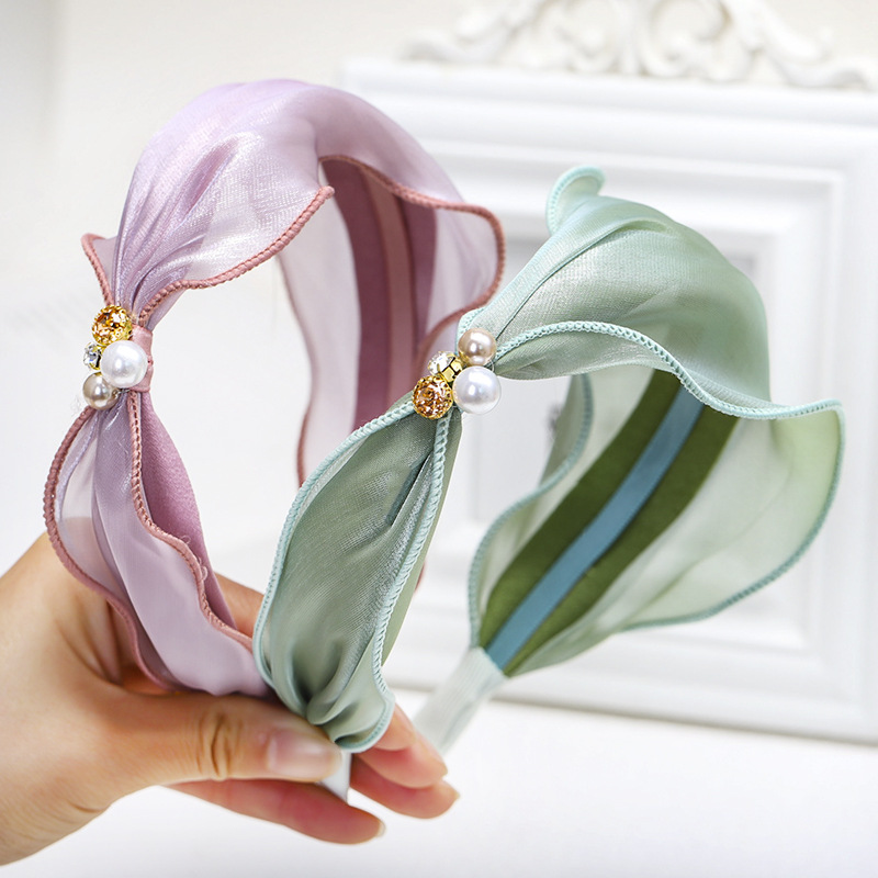 New Fashion Satin And Bright Silk Fabric Rhinestone Pearl Cheap Headband Wholesale display picture 4