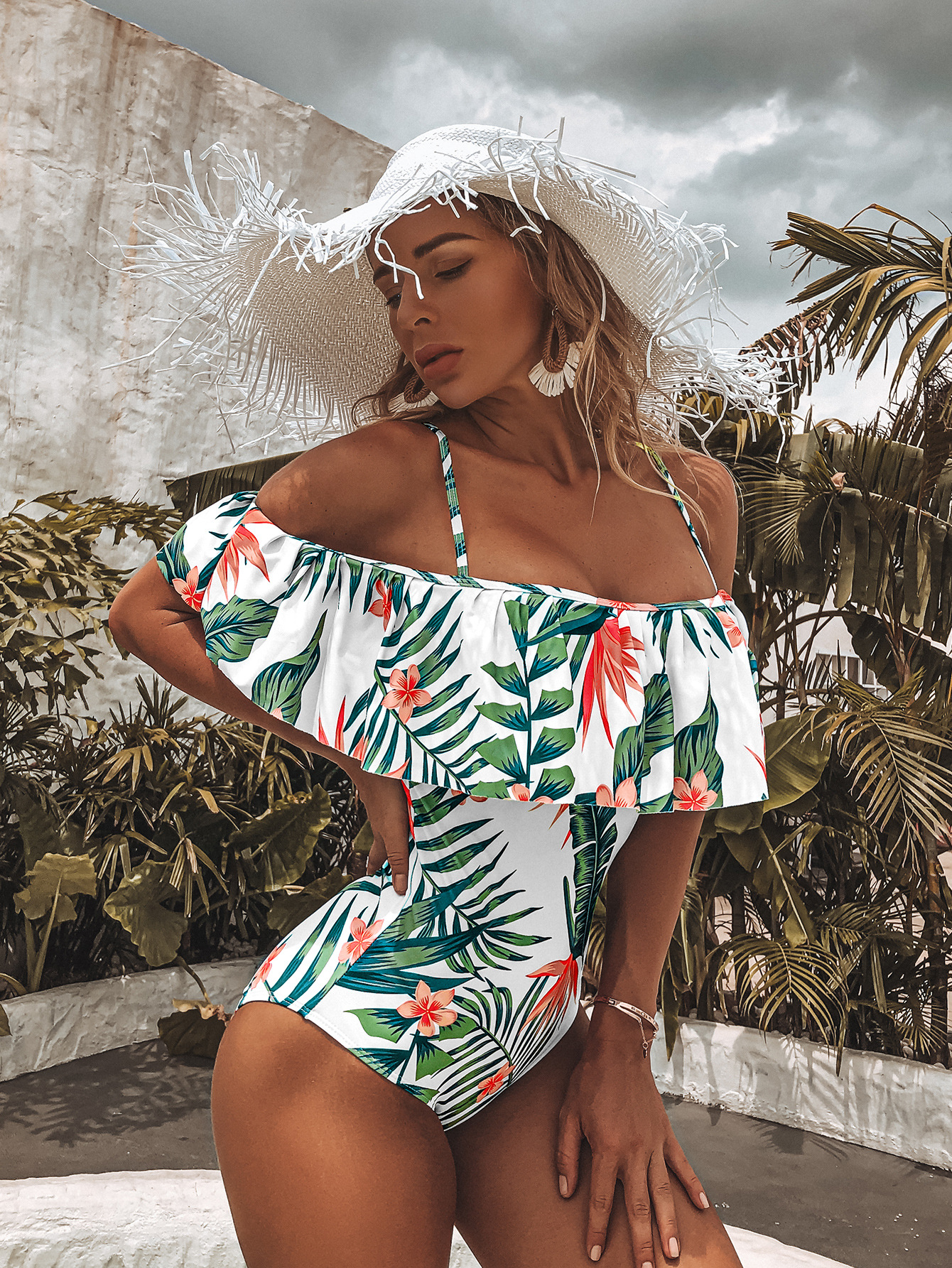 Cross-border explosion 2021 Europe and America Bikini bikini one word fresh Cover the belly Show thin Swimwear