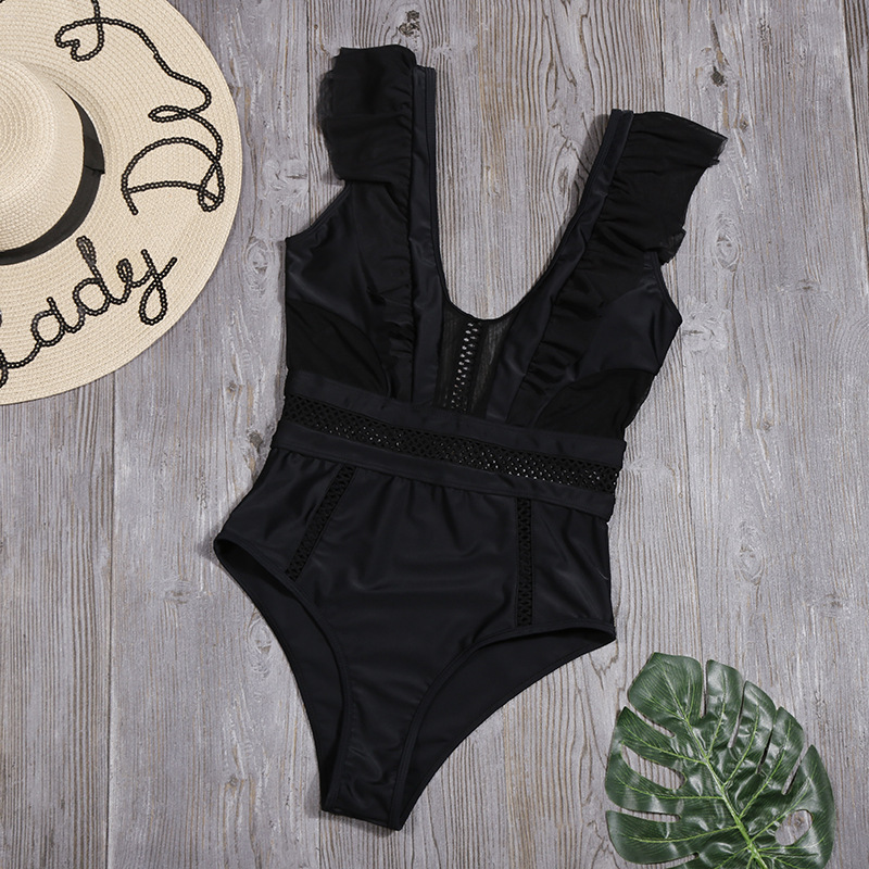 Swimsuit waist detail