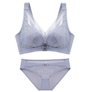 原创大码内衣女大胸显小无钢圈小胸聚拢胸罩性感收副乳文胸套装