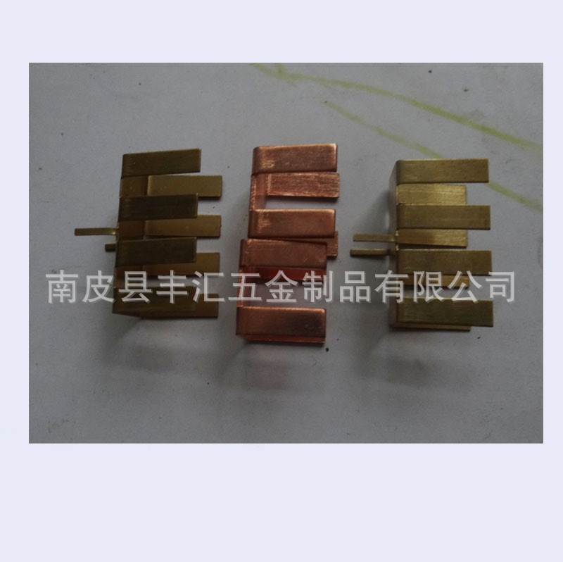 厂家供应  五金制品  批发五金冲压件五金配件门窗配件