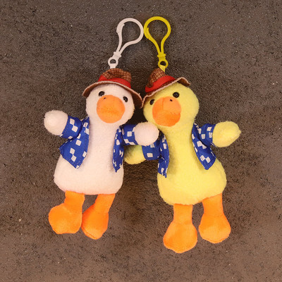 新饰品丑萌草帽加油鸭毛绒公仔玩偶挂件ins4寸抓机娃娃钥匙扣玩具