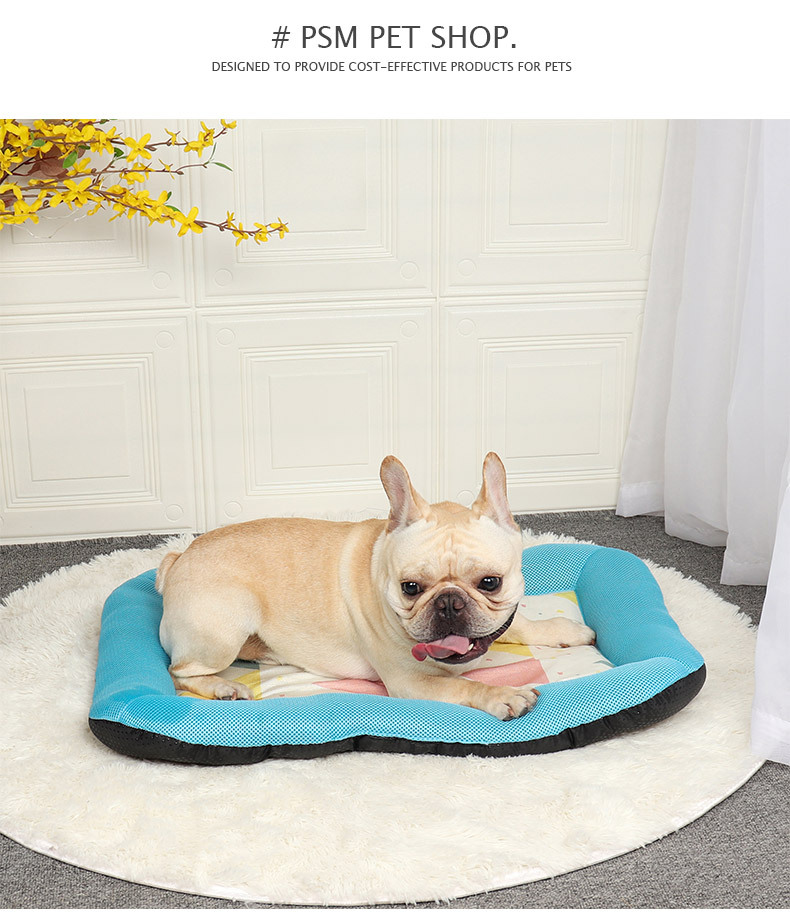 Pet Ice Silk Mat Summer Cool And Cool Bite Resistant Ice Silk Fabric Cat And Dog Ice Pad Pet Supplies Wholesale display picture 4
