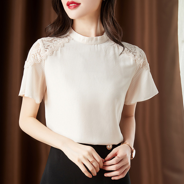 Trumpet sleeve Korean splicing lace top women’s short sleeve fashion blouse trend