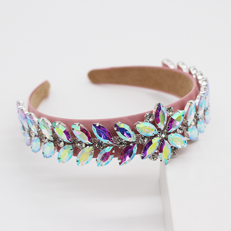 Baroque Fashion Headband Leaf Tassel Inlaid Glass Diamond Color Diamond Wide-brimmed Headband display picture 2