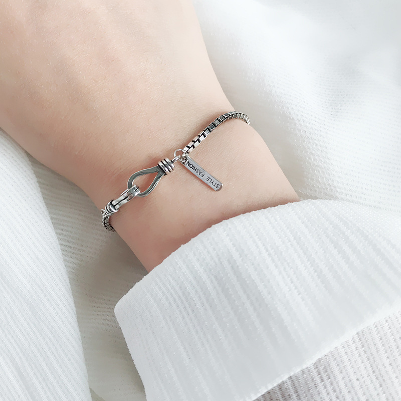 【S1】Square bracelet