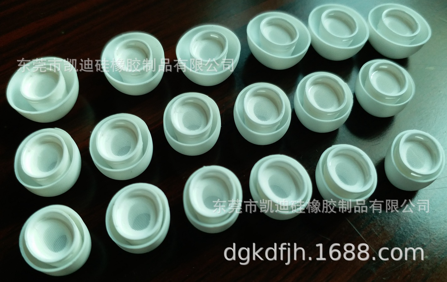 苹果耳机硅胶耳塞 苹果2代 3代耳机硅胶耳塞 带网苹果硅胶耳塞