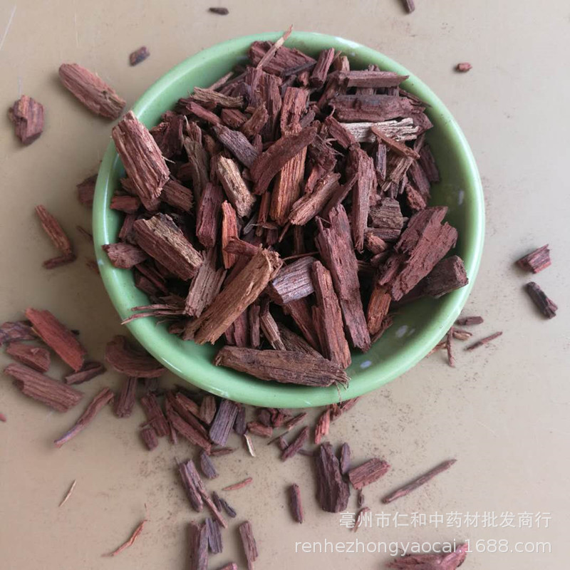 Dried Dalbergia Odorifera Jiang Xiang 降香 500g Raw Herbal Wood Pieces for Decoction and Culinary Use quality and texture