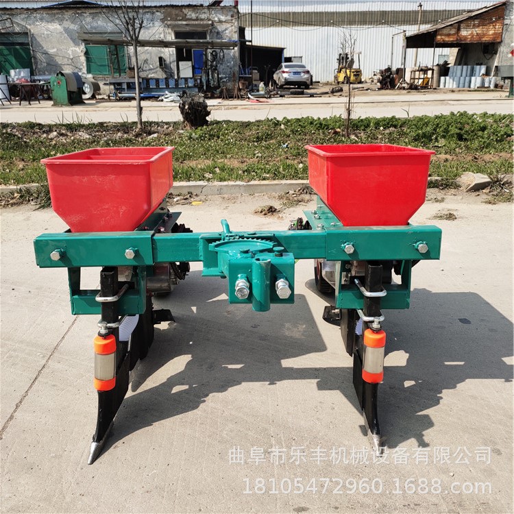 直销播种机 手扶玉米播种机 汽油施肥旋耕播种机