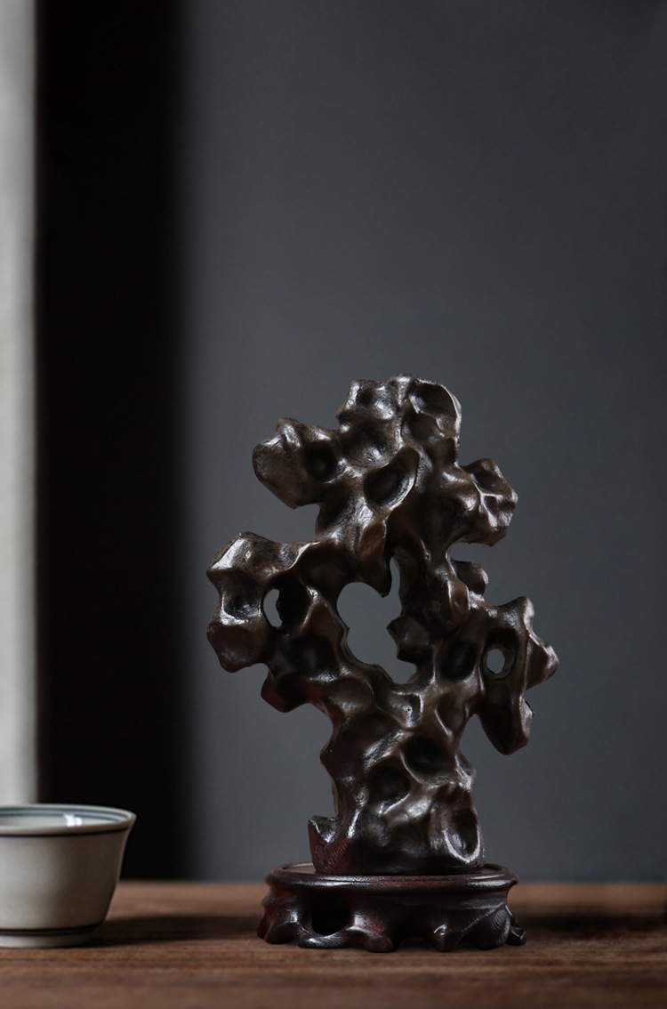 Taihu stone art piece detail