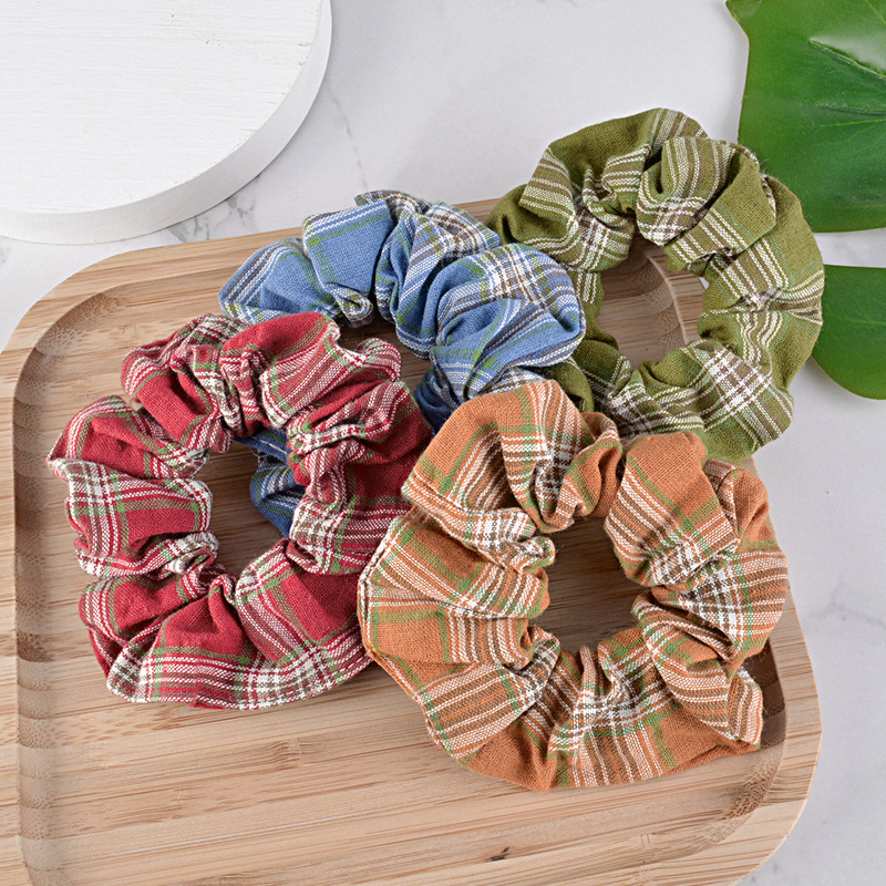 Plaid Fabric Hair Scrunchies display picture 3