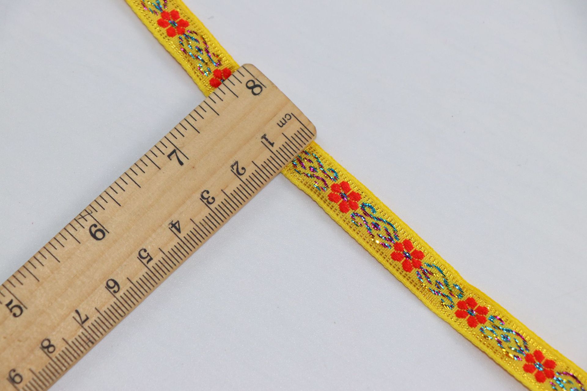 Venta al por mayor accesorios de ropa minoritaria cinta de poliéster estilo pastoral artesanal DIY tela bordado nacional cinta