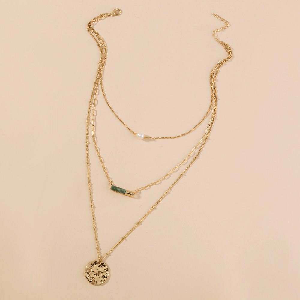 Fashion Green Natural Stone Female Simple Alloy Multi-layer Necklace Accessories display picture 2