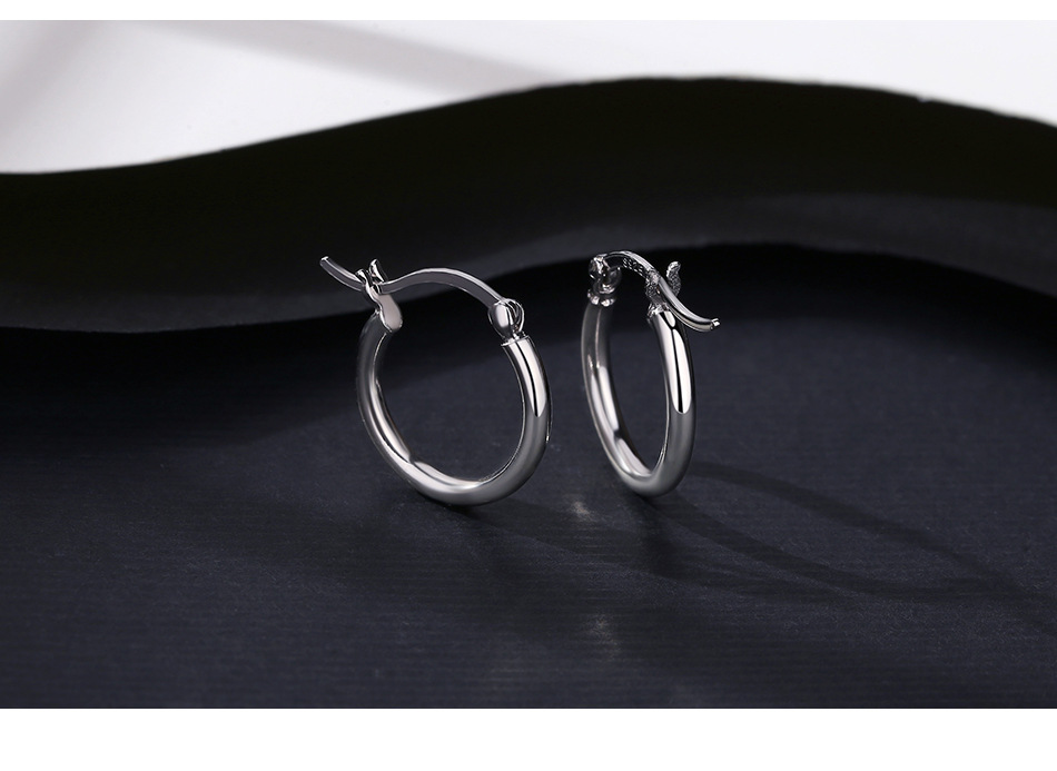 Simple Semicircle Silver Earring Wholesale display picture 7