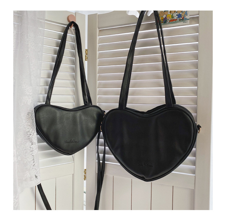 New Korean Fashion Heart-shaped Shoulder Bag Armpit Bag Harajuku Wild Large-capacity Bag Wholesale Nihaojewelry display picture 43