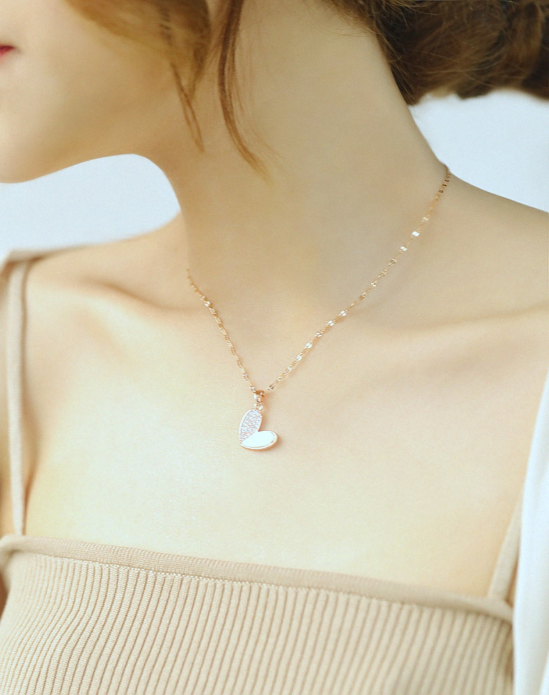 CrossBorder Hot Selling New Japanese and Korean Simple Temperament Heart Shape with Diamond Womens Necklace Online Influencer Clavicle Chain AllMatching Accessoriespicture6