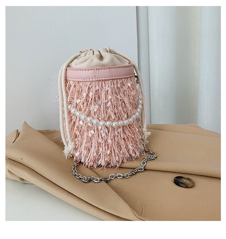 Fringed  Popular New Trendy Fashion Pearl Chain Messenger Bag display picture 44