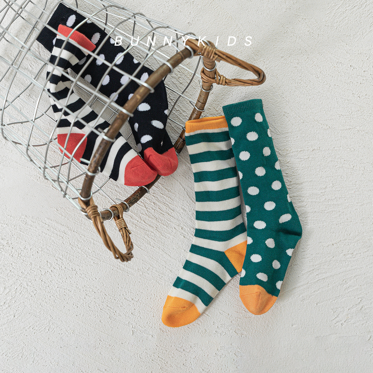Spring And Autumn Baby Polka Dot Contrast Color Mid-tube Cotton Socks Korean Student ABSocks Small Children Striped Polka Dot Calf Socks