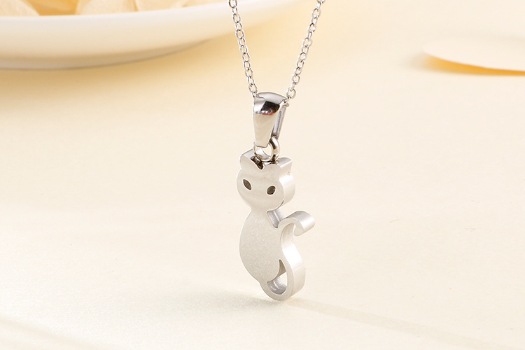 Stall Goods Live Supply Stainless Steel Cute Pet Kitty Necklace Female Fashion Creative Cat Ornament