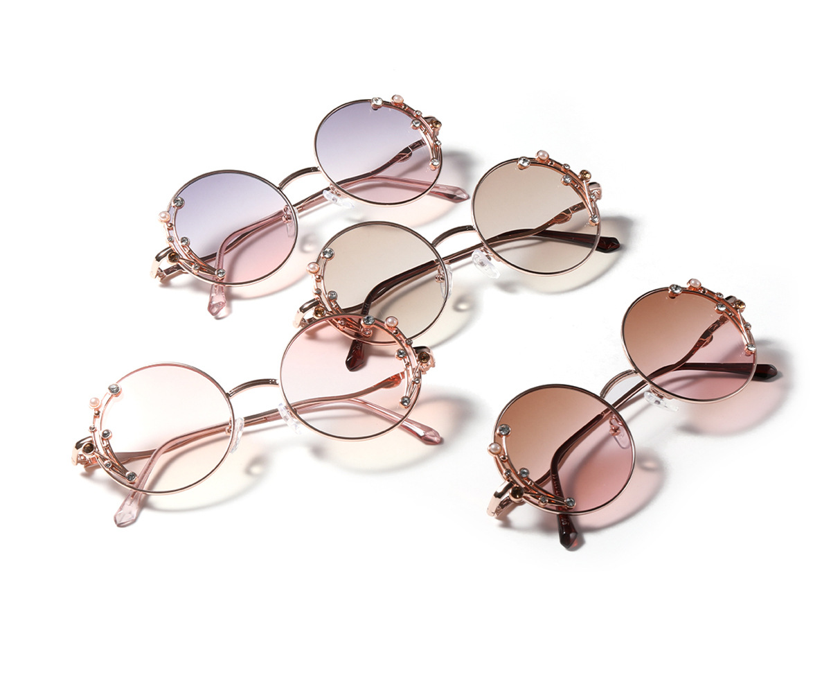 Round Mosaic Retro Fashion Ladies Sunglasses display picture 9