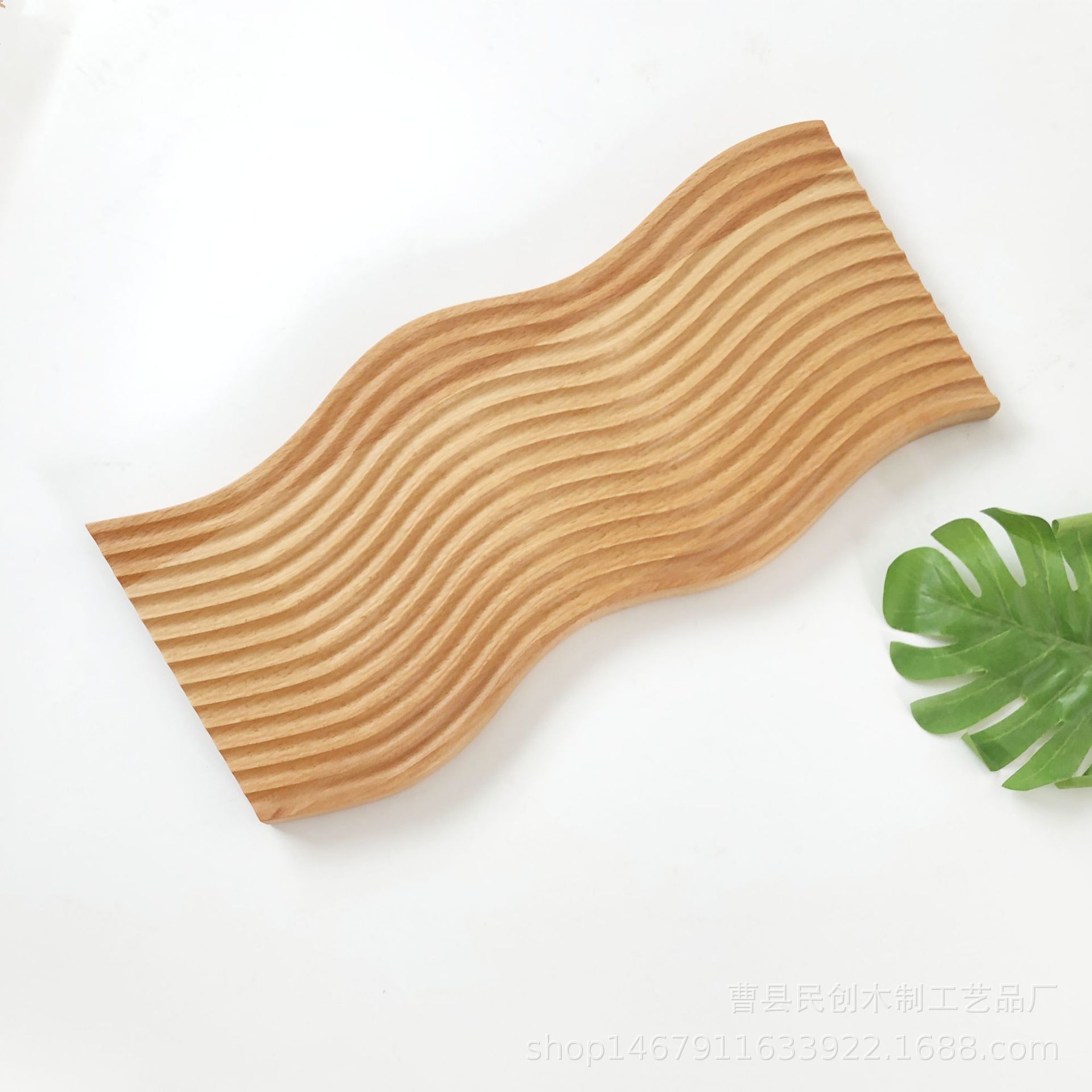 日式木质砧板榉木实木创意隔热垫家用水果蛋糕托盘寿司面包板菜板