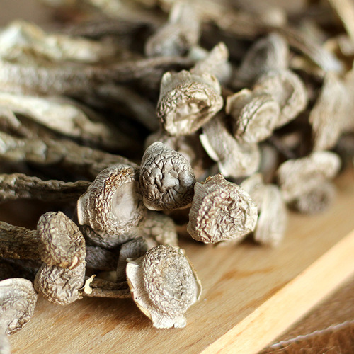 Antler Mushroom 250g, Yunnan Edible Mushroom Dried Product, Farm Specialty for Soup and Stir-frying, Factory Wholesale and Shipping