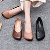 Single shoe female 2020 spring and autumn new models of simplicity wind and diligently bottomed head shallow mouth leisure lazy shoes