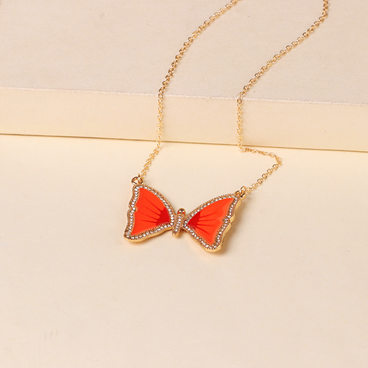 Light Luxury Butterfly Pendant Necklace display picture 7