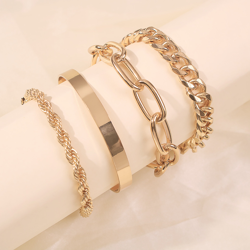 Fashion New Women's Bracelet Alloy Thick Bracelet Fashion Gold Bracelet Nihaojewelry display picture 8