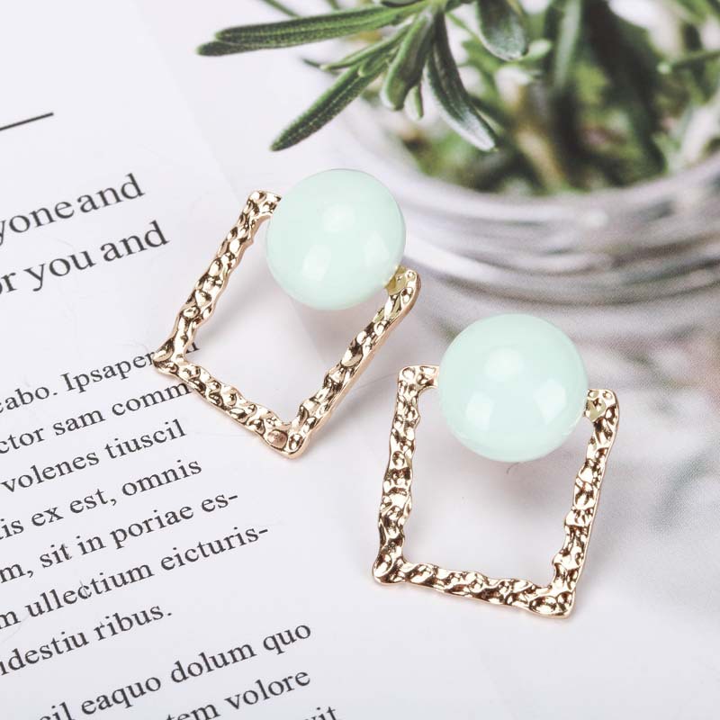 New Fashion Resin Earrings S925 Silver Needle Gold Hollow Geometric Earrings Wholesale Nihaojewelry display picture 8