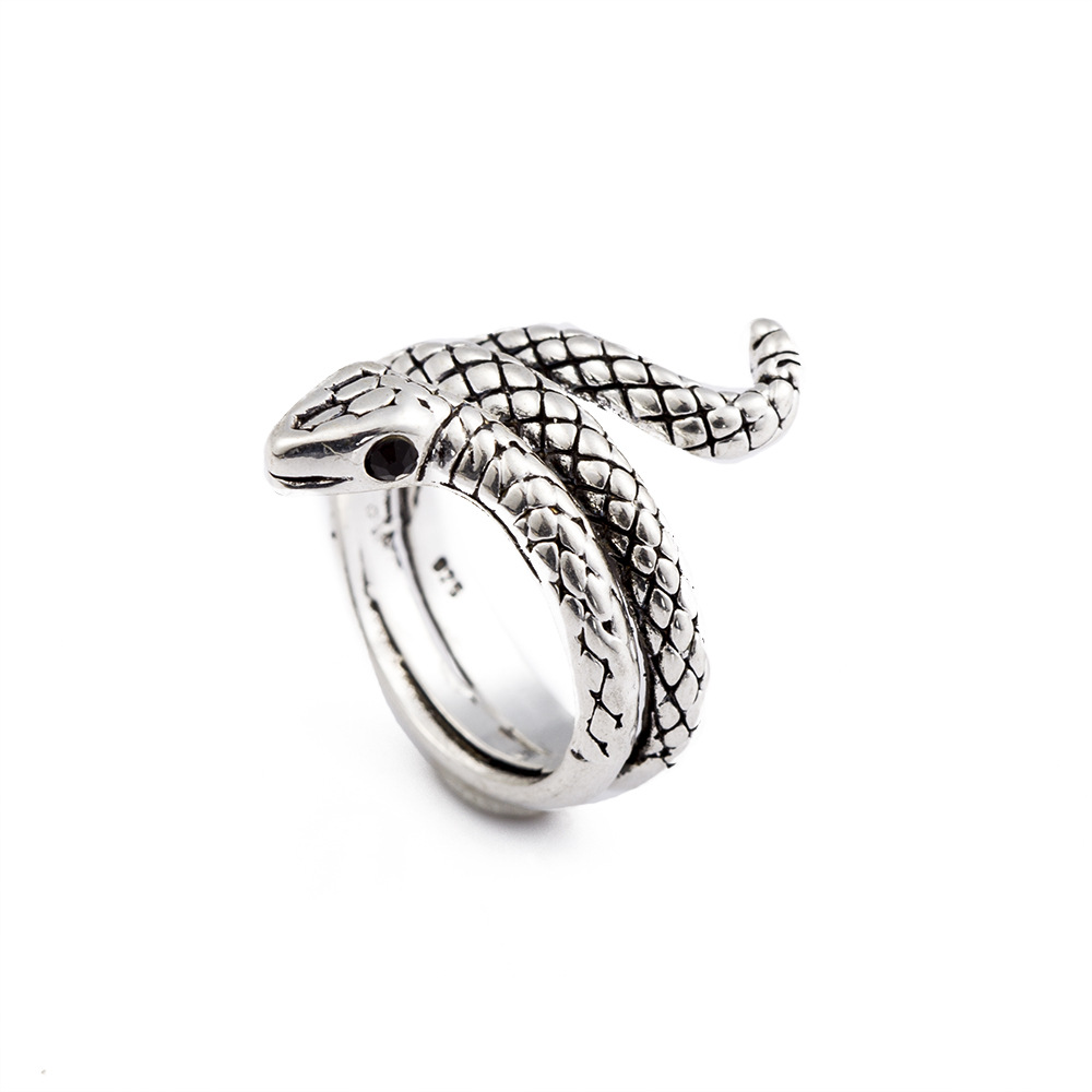 European and American retro punk ring cobra shape