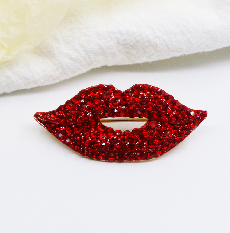 Fashion Style Fashion Pin Lips Alloy Enamel Gold Plated Rhinestones Unisex Brooches